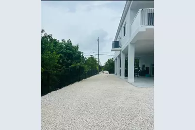 184 Ocean Shores Drive, Key Largo, FL 33037 - Photo 2