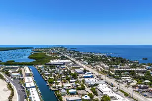 103 52nd St, Marathon, FL 33050 - Photo 8