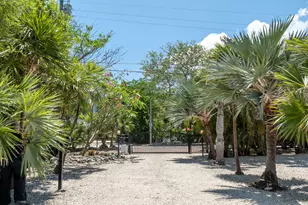 58121 Morton St, Marathon, FL 33050 - Photo 4