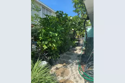 252 66th Street, Marathon, FL 33050 - Photo 2
