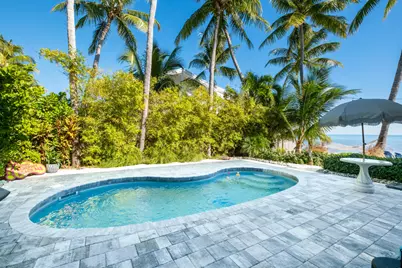 75071 Overseas Highway, Upper Sugarloaf Key, FL 33036 - Photo 26
