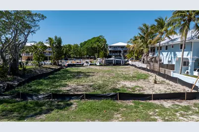 483 Bahia Avenue, Key Largo, FL 33037 - Photo 8