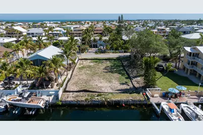 483 Bahia Avenue, Key Largo, FL 33037 - Photo 1