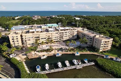 88500 Overseas Highway #APT 424, Upper Sugarloaf Key, FL 33070 - Photo 16