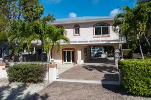 123 Peace Ave, Tavernier, FL 33070 - Photo 1