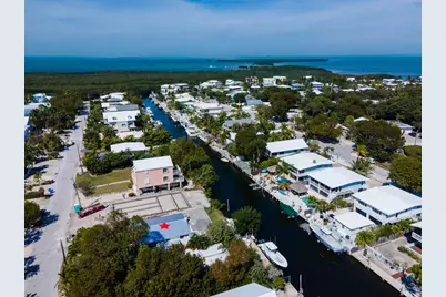 301 Woods Avenue, Tavernier, FL 33070 - Photo 1