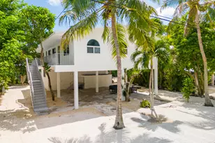 177 Dove Lake Dr, Tavernier, FL 33070 - Photo 1