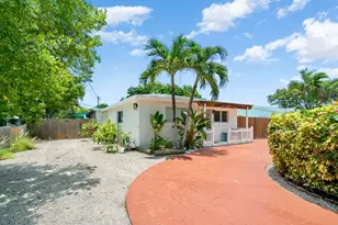 125 Harbor Dr, Key Largo, FL 33037 - Photo 1