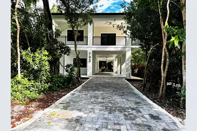 793 Oceana Avenue, Key Largo, FL 33037 - Photo 1