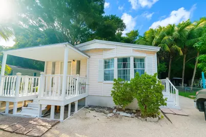 10 Oakwood Avenue Avenue, Key Largo, FL 33037 - Photo 1