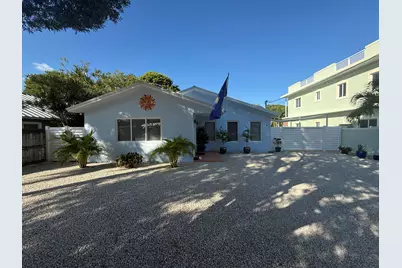 8 N End Road, Key Largo, FL 33037 - Photo 1