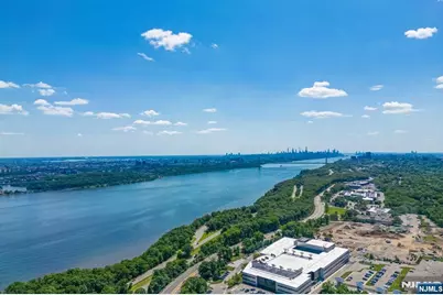 28 Geraldine Court, Englewood Cliffs, NJ 07632 - Photo 4