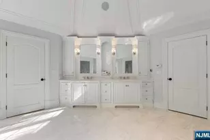 51 Chestnut Ridge Rd, Saddle River, NJ 07458 - Photo 22