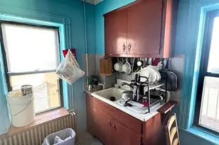 72 Lawrence St, Hackensack, NJ 07601 - Photo 4