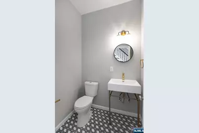4 Van Houten Avenue, Jersey City, NJ 07305 - Photo 14