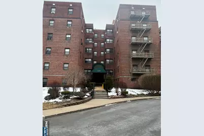 2329 Hudson Terrace C13 #C13, Fort Lee, NJ 07024 - Photo 2