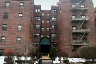 2329 Hudson Terrace C13, Fort Lee, NJ 07024 - Photo 2