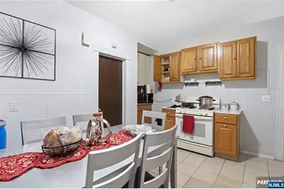 474 E 26th Street, Paterson, NJ 07514 - Photo 4