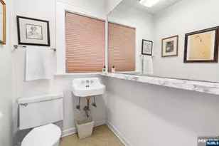 746 Queen Anne Rd, Teaneck Township, NJ 07666 - Photo 14