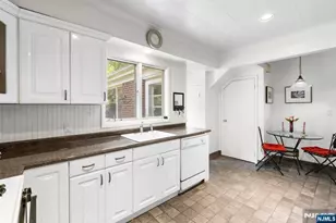 746 Queen Anne Rd, Teaneck Township, NJ 07666 - Photo 6