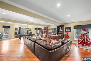 1123 Pines Lake Dr, Wayne, NJ 07470 - Photo 16