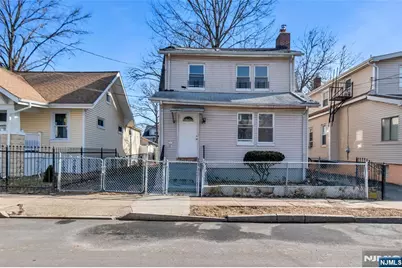 184 Sunset Avenue, Newark, NJ 07106 - Photo 1