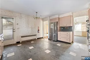 20 Hidden Glen Rd, Upper Saddle River, NJ 07458 - Photo 4