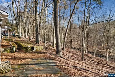 20 Hidden Glen Road, Upper Saddle River, NJ 07458 - Photo 32
