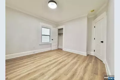 14 Roosevelt Avenue, East Orange, NJ 07017 - Photo 12