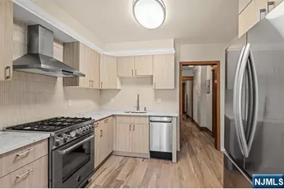 630 Palisade Avenue, Jersey City, NJ 07307 - Photo 34
