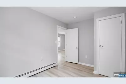 605 Madison, Paterson, NJ 07514 - Photo 28