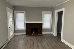 1041 Hunterdon St, Newark, NJ 07112 - Photo 2