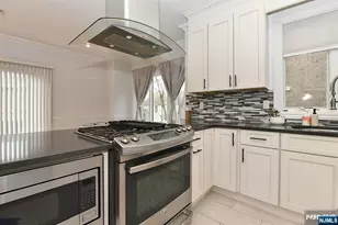 2468 7th Street B, Fort Lee, NJ 07024 - Photo 8