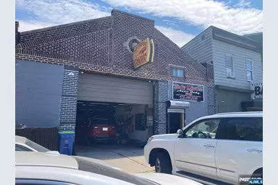 875 Broadway, Newark, NJ 07104 - Photo 1