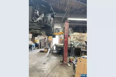 875 Broadway, Newark, NJ 07104 - Photo 8