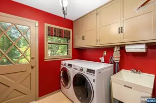 10 Flanders Dr, Montville Township, NJ 07058 - Photo 16