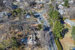 400 Goffle Hill Rd, Hawthorne, NJ 07506 - Photo 16