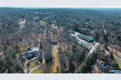 98 E Saddle River Road, Saddle River, NJ 07458 - Photo 24