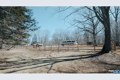 98 E Saddle River Road, Saddle River, NJ 07458 - Photo 18