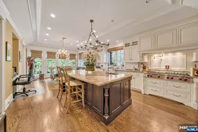 74 Roberts Road, Englewood Cliffs, NJ 07632 - Photo 6