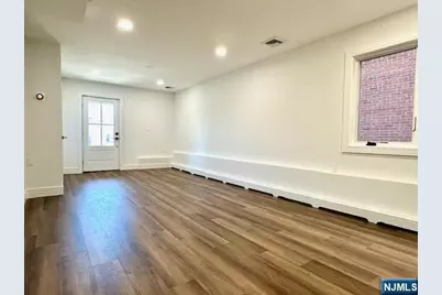 795 Fairview Lane, Cliffside Park, NJ 07010 - Photo 22