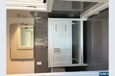 795 Fairview Lane, Cliffside Park, NJ 07010 - Photo 20