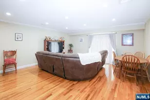 40-44 Rome Street 3, Newark, NJ 07105 - Photo 2