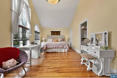 325 Fern Dell Street, Upper Saddle River, NJ 07458 - Photo 28