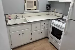 262-280 Chamberlain Ave 4, Paterson, NJ 07502 - Photo 2