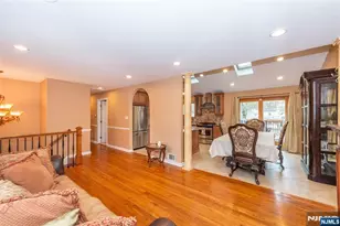 131 Horseneck Rd, Fairfield, NJ 07004 - Photo 4