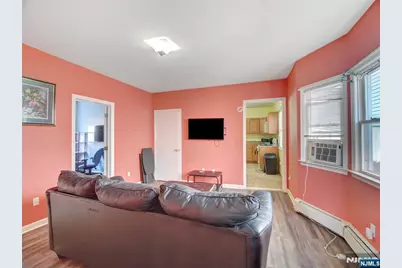 567 McChesney Street, Orange, NJ 07050 - Photo 8