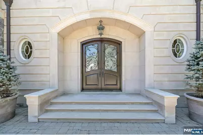 21 Birchwood, Old Tappan, NJ 07675 - Photo 8