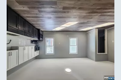 171 Burnett Street, East Orange, NJ 07018 - Photo 10