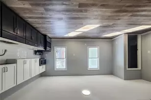 171 Burnett St, East Orange, NJ 07018 - Photo 10